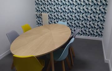 Petite Salle — Urban Desk, Colombes