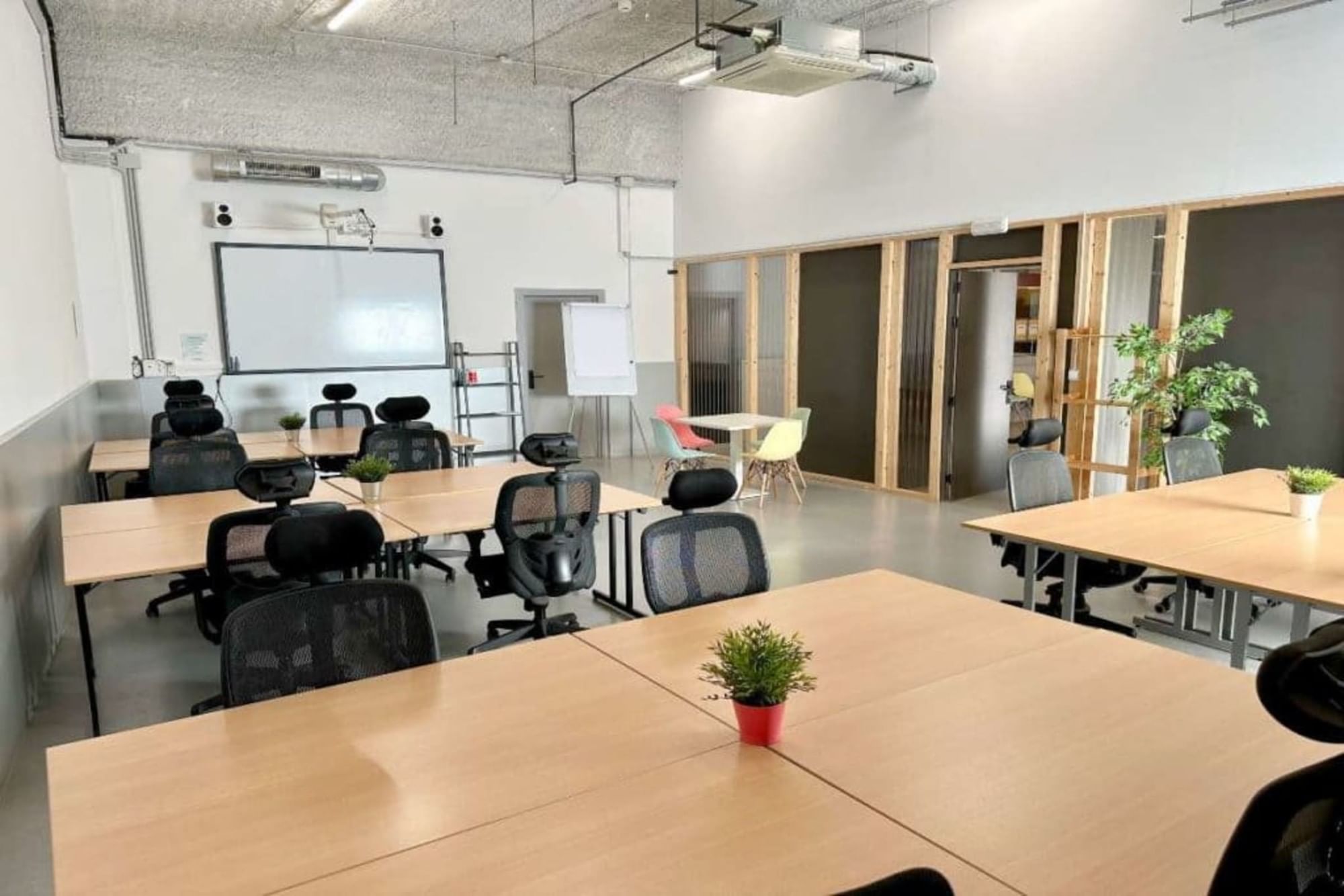 Oficina Privada 16 personas — CREC Sabadell, Terrassa