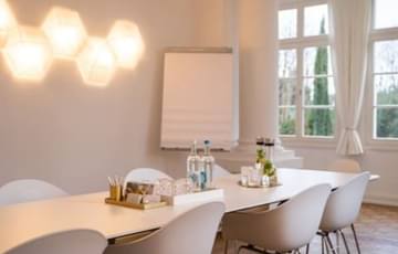 Besprechungsraum 2 — Villa Kaufmann, Cologne