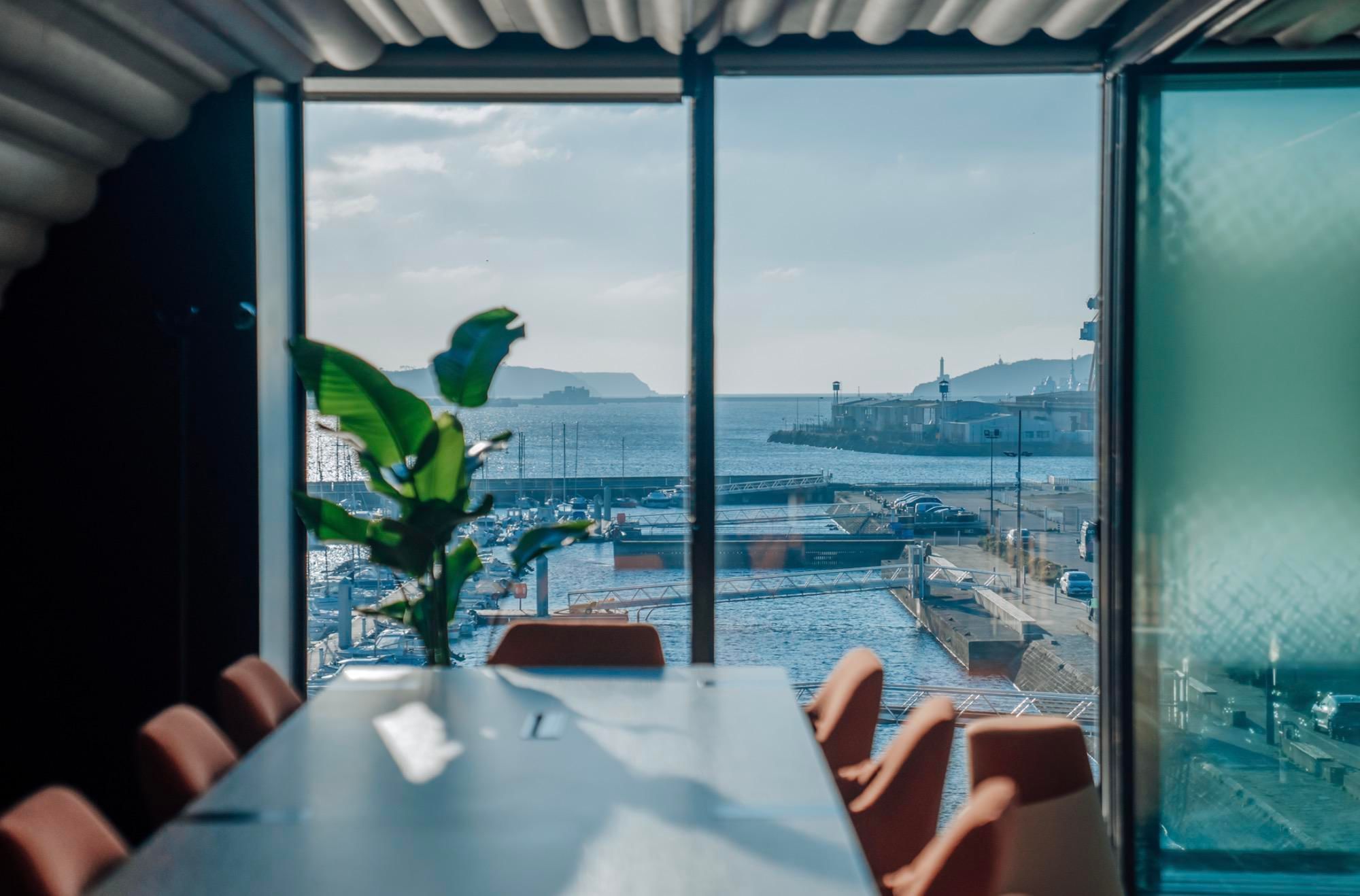 Salle Marina 10/12 personnes — Wojo Marina Brest, Brest