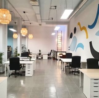 Workeamos Coworking offices C. de Perez de Rozas Santa Cruz de