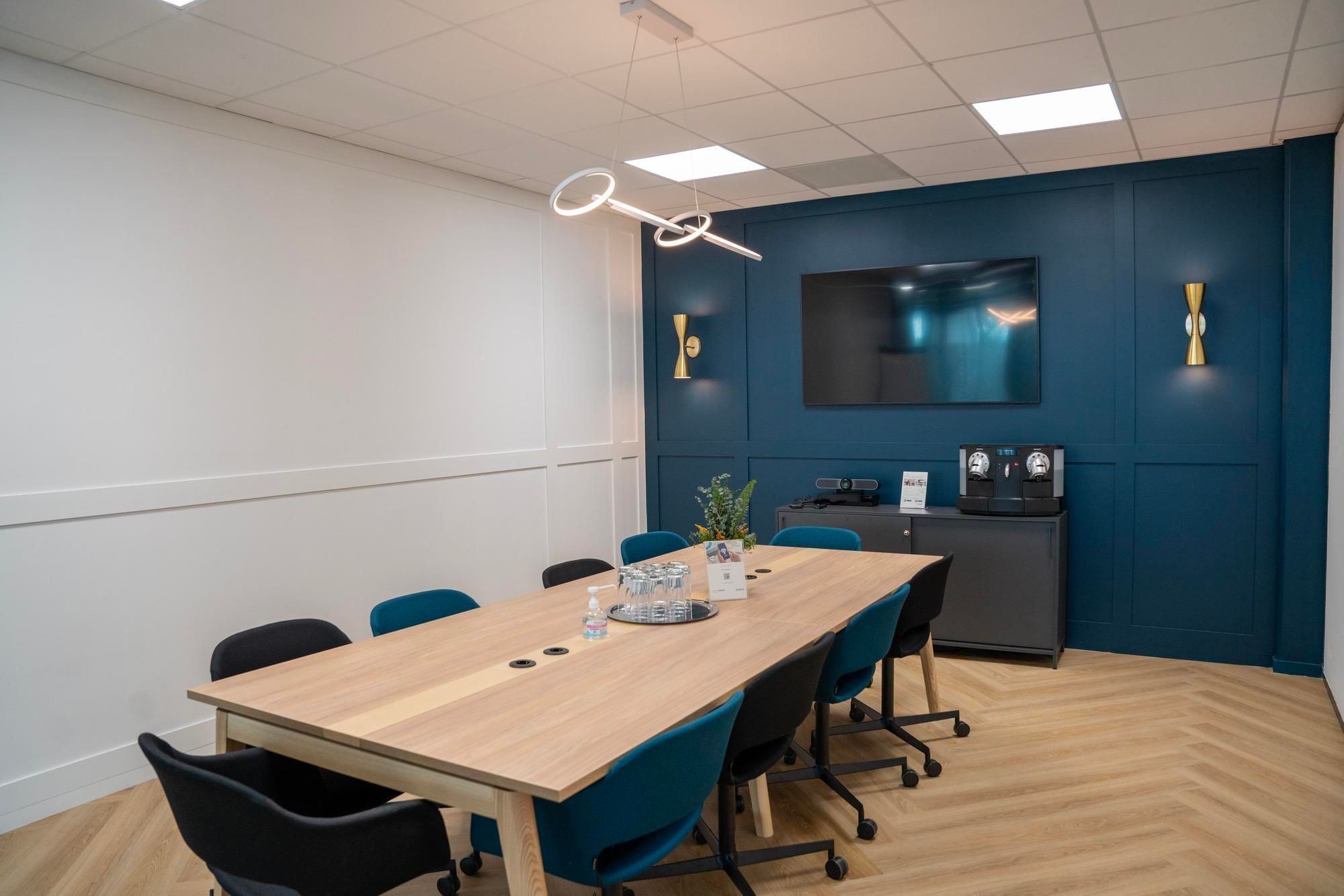 Salle 10 Personnes — Flex-O Mérignac Aéroport, Mérignac