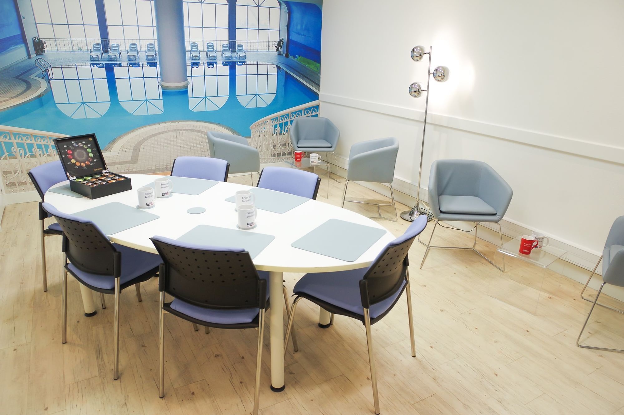 Salle de réunion Swimming Pool — Buro Club Bordeaux Grand-Théâtre, Bordeaux