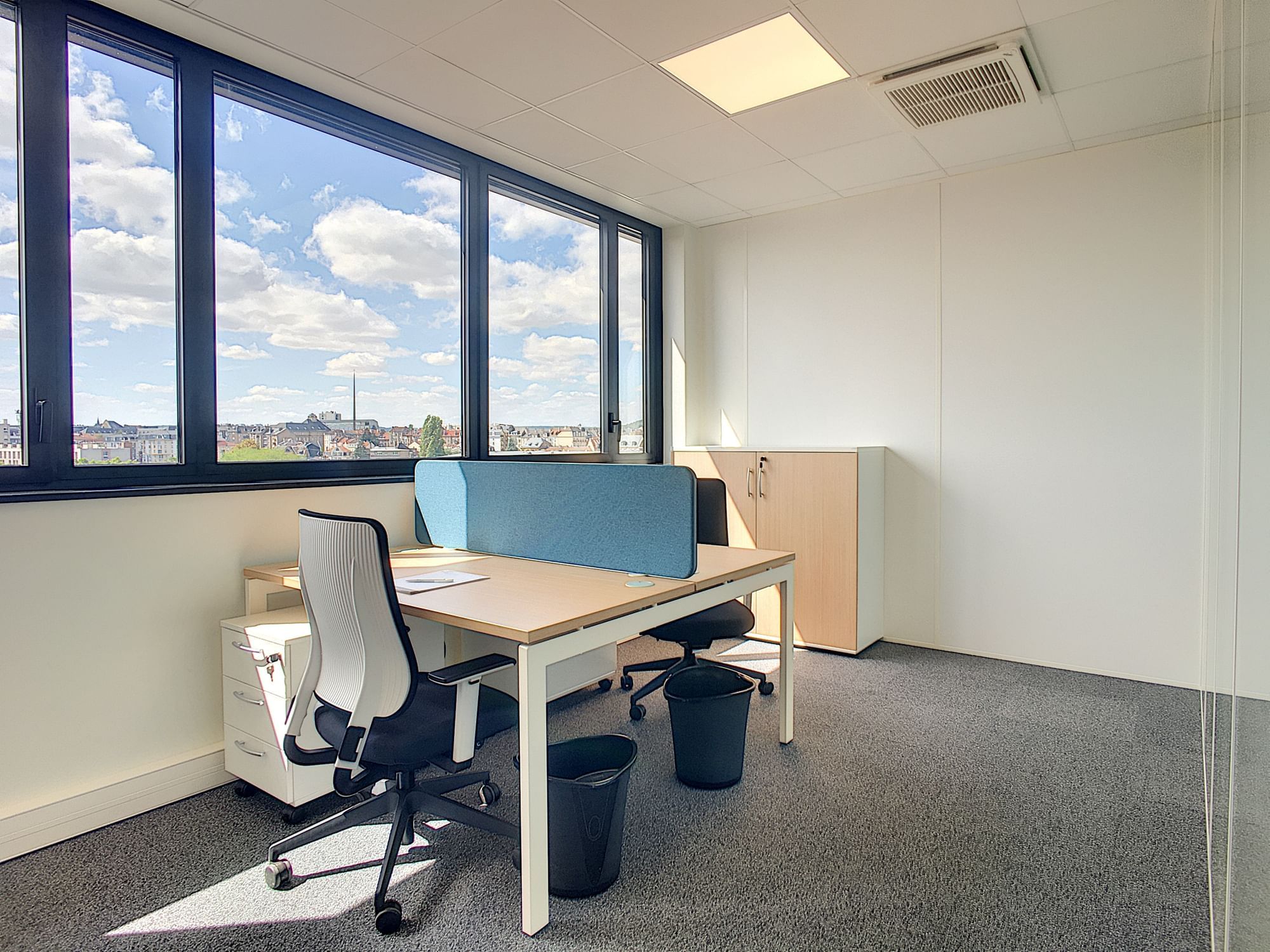 Bureau de Passage 2 postes — Office Station Metz, Metz