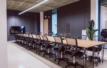 Salle 25 personnes + terrasse — Bureaux & Co Dardilly, Dardilly