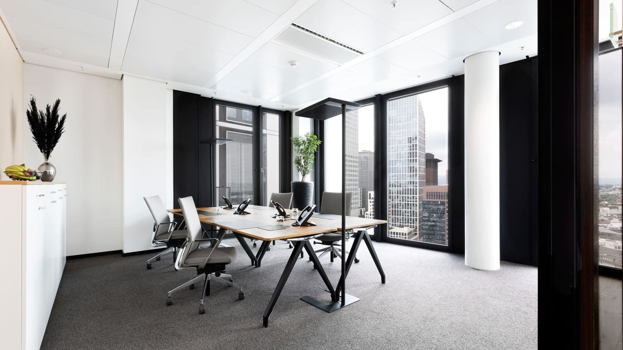 Private office for 4 persons — Contora Office Solutions - Frankfurt Winx, Darmstadt