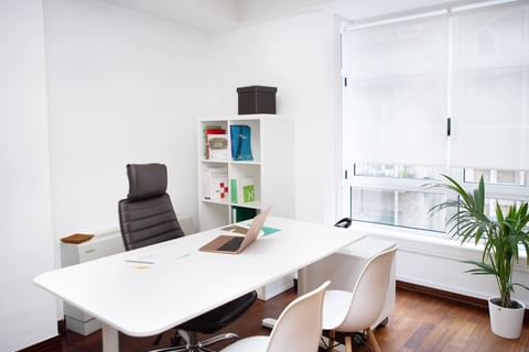 Day office — PROOFFICE Centro de Negocios, Vigo