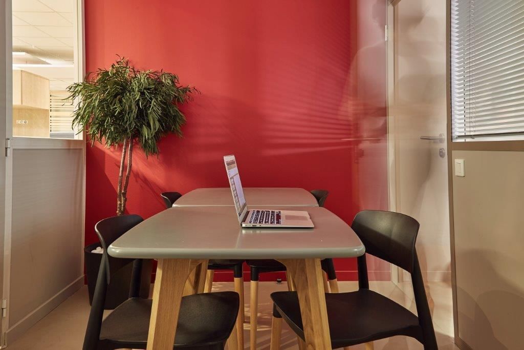 Bureau 1 à 4 personnes — Cosens Marseille, Gémenos