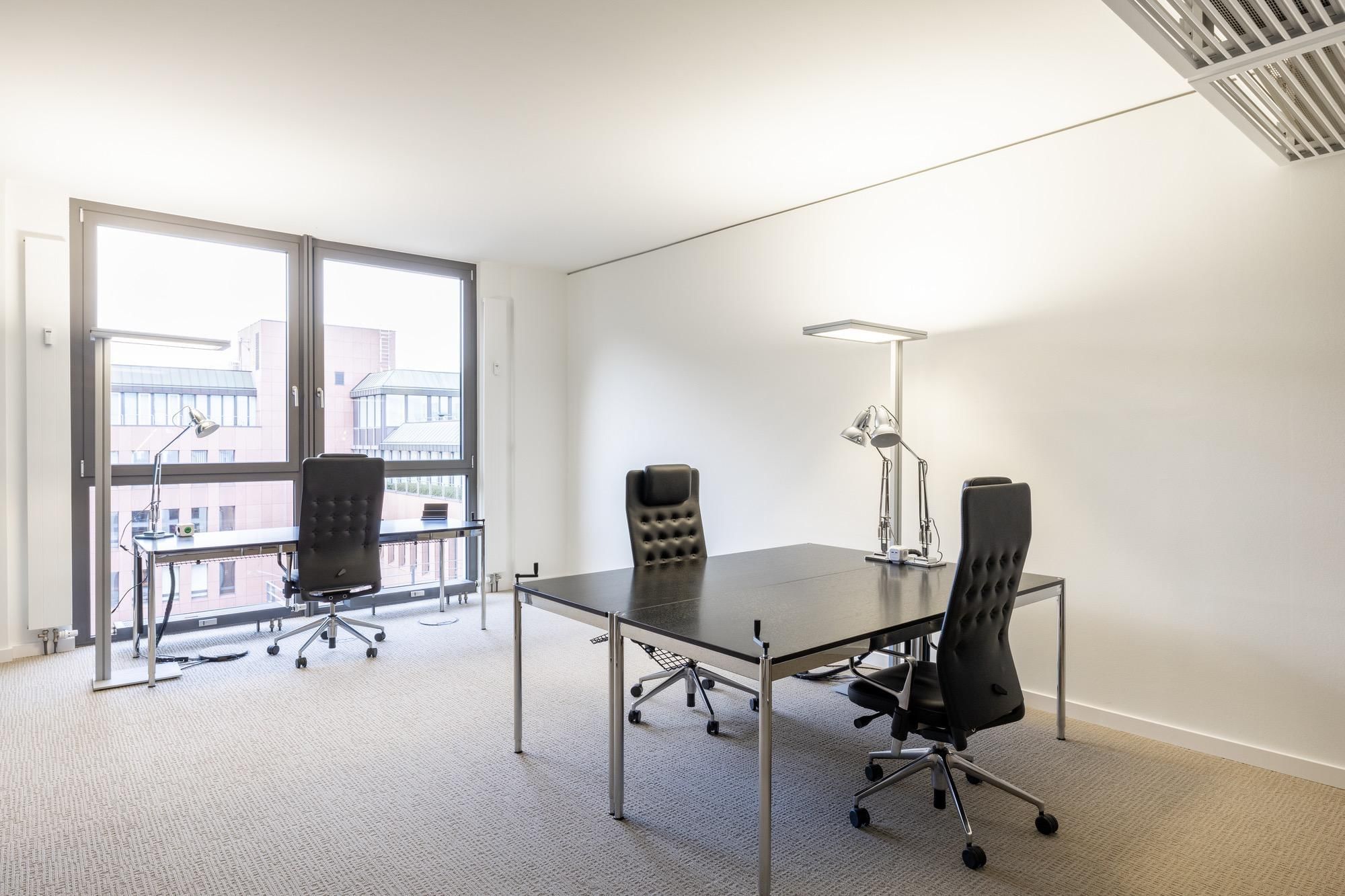 Coworking-Bereiche in DUSSELDORF, high quality Signature Heinrich Heine