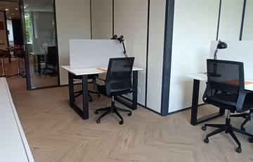 Poste Coworking — Centre d'Affaires Cap Horn, Bièvres