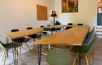 Salle de réunion de 6 à 10 personnes — Charle's Working, Salon-de-Provence