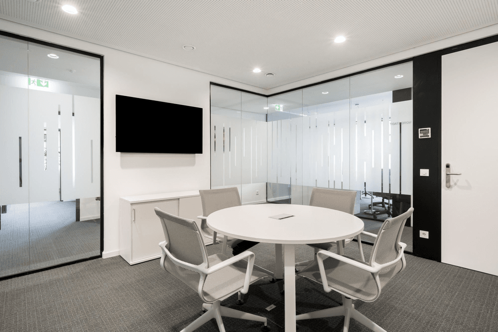 Spaces NJ, Somerset - Franklin Square Drive, Meeting room MR-412, Somerset, NJ