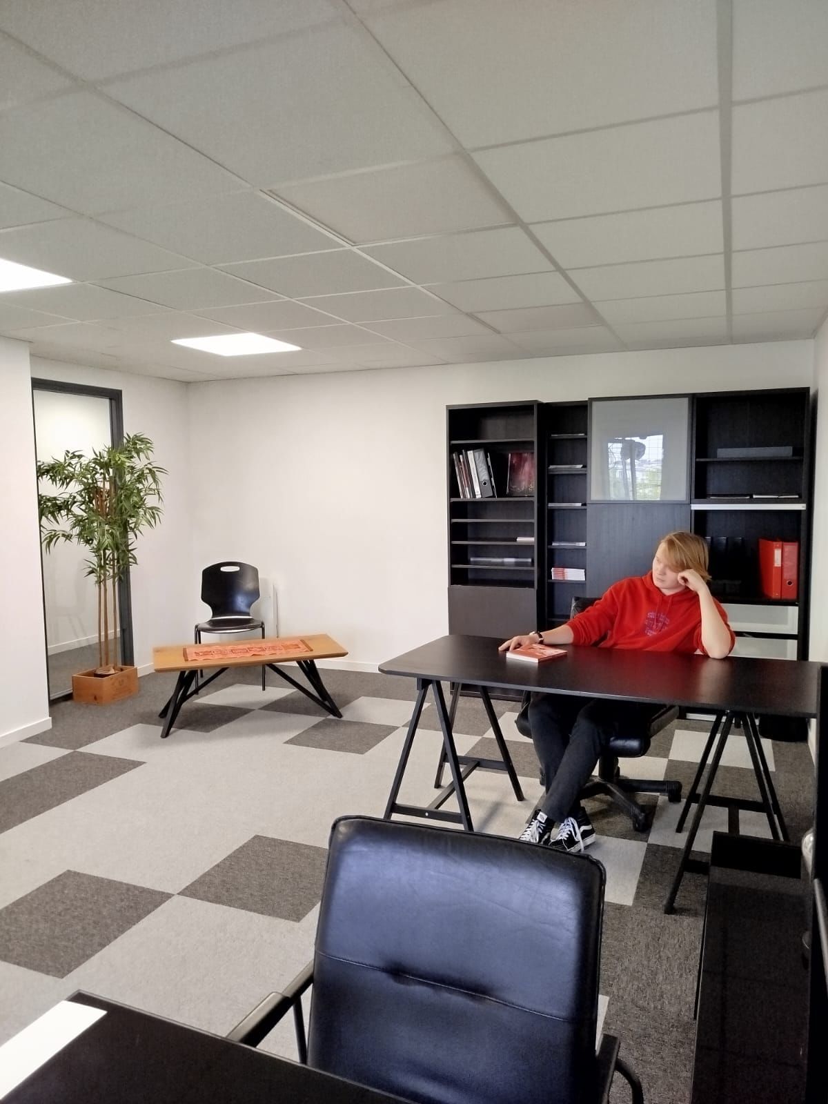 Bureau privatif 3 personnes — Pacific Coworking, Lorient