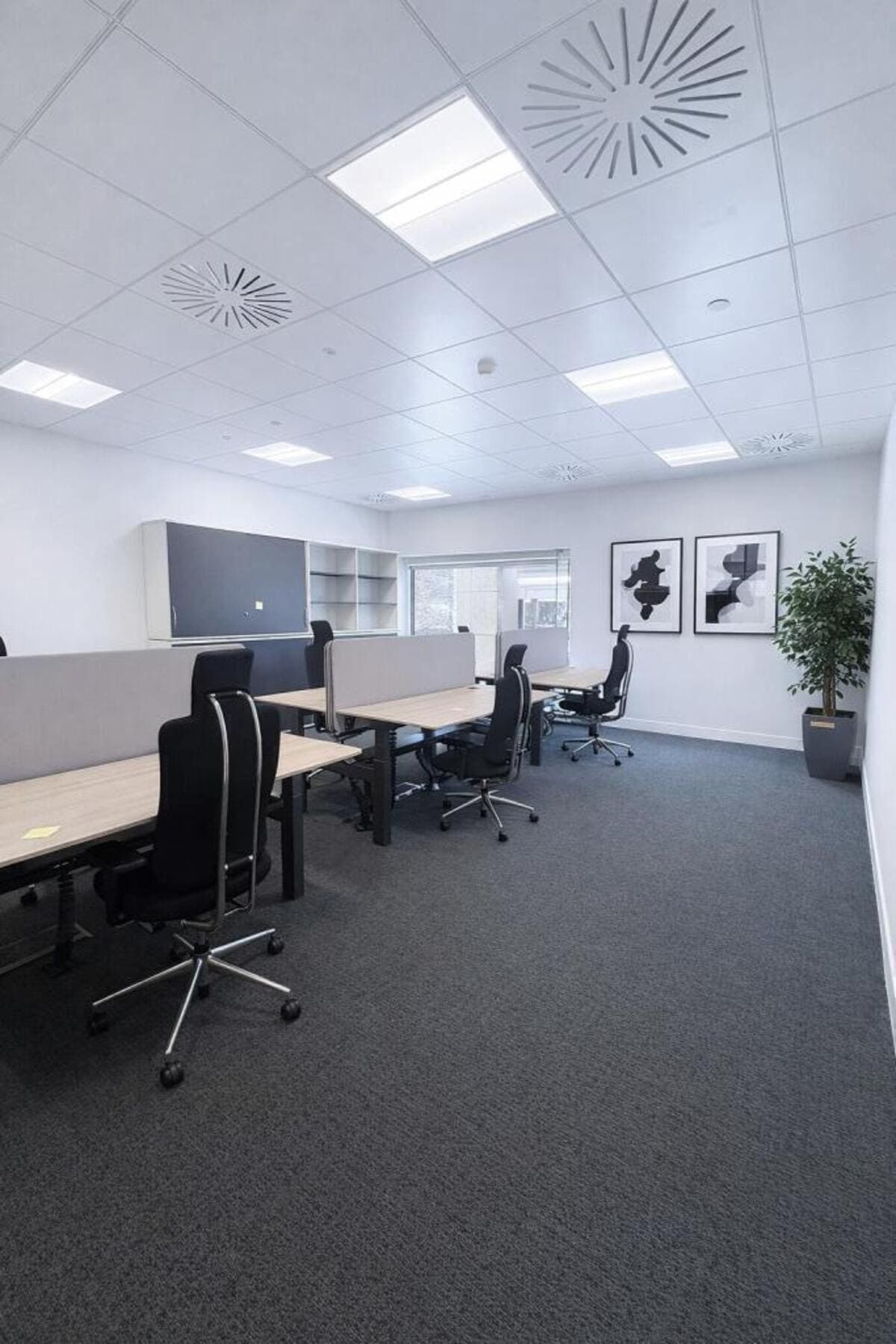 Open Space dedicated desk — WestFerry Circus, Bromley