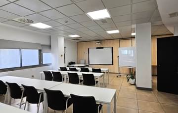 Sala de Formación 1 — Inn Offices Cartuja, Seville