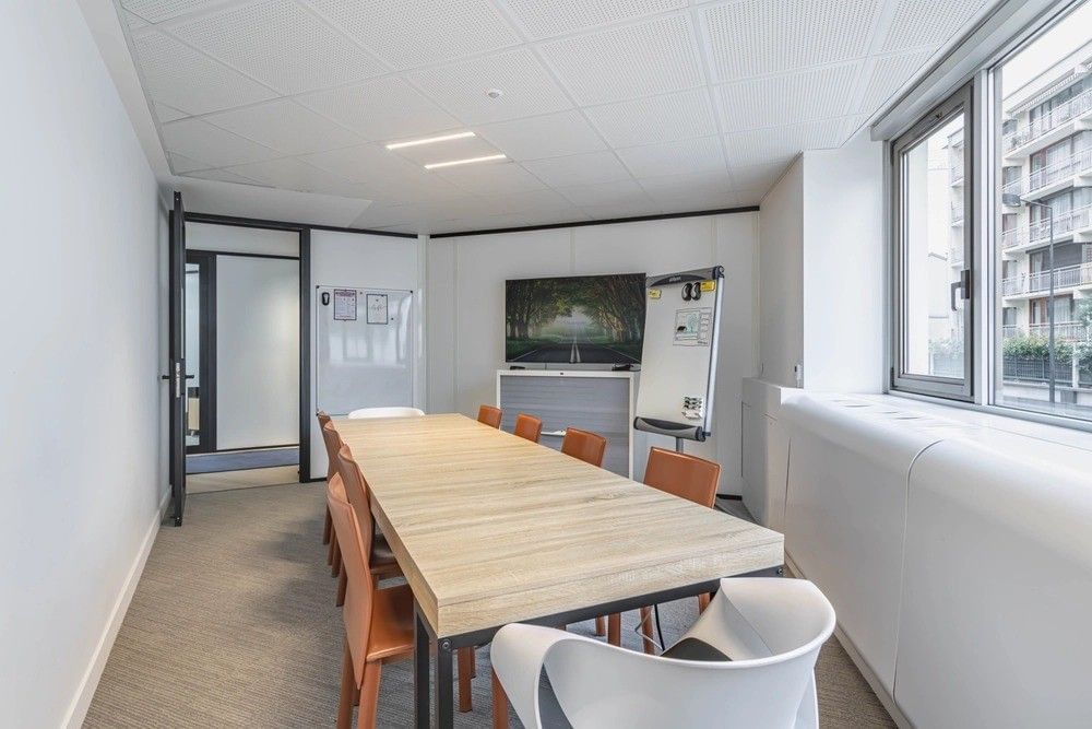 Salle de réunion 2 — Together Coworking Neuilly-sur-Seine, Levallois-Perret