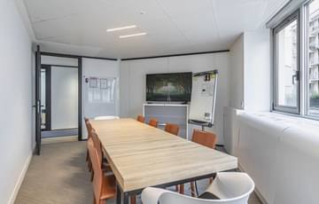 Salle de réunion 2 — Together Coworking Neuilly-sur-Seine, Levallois-Perret