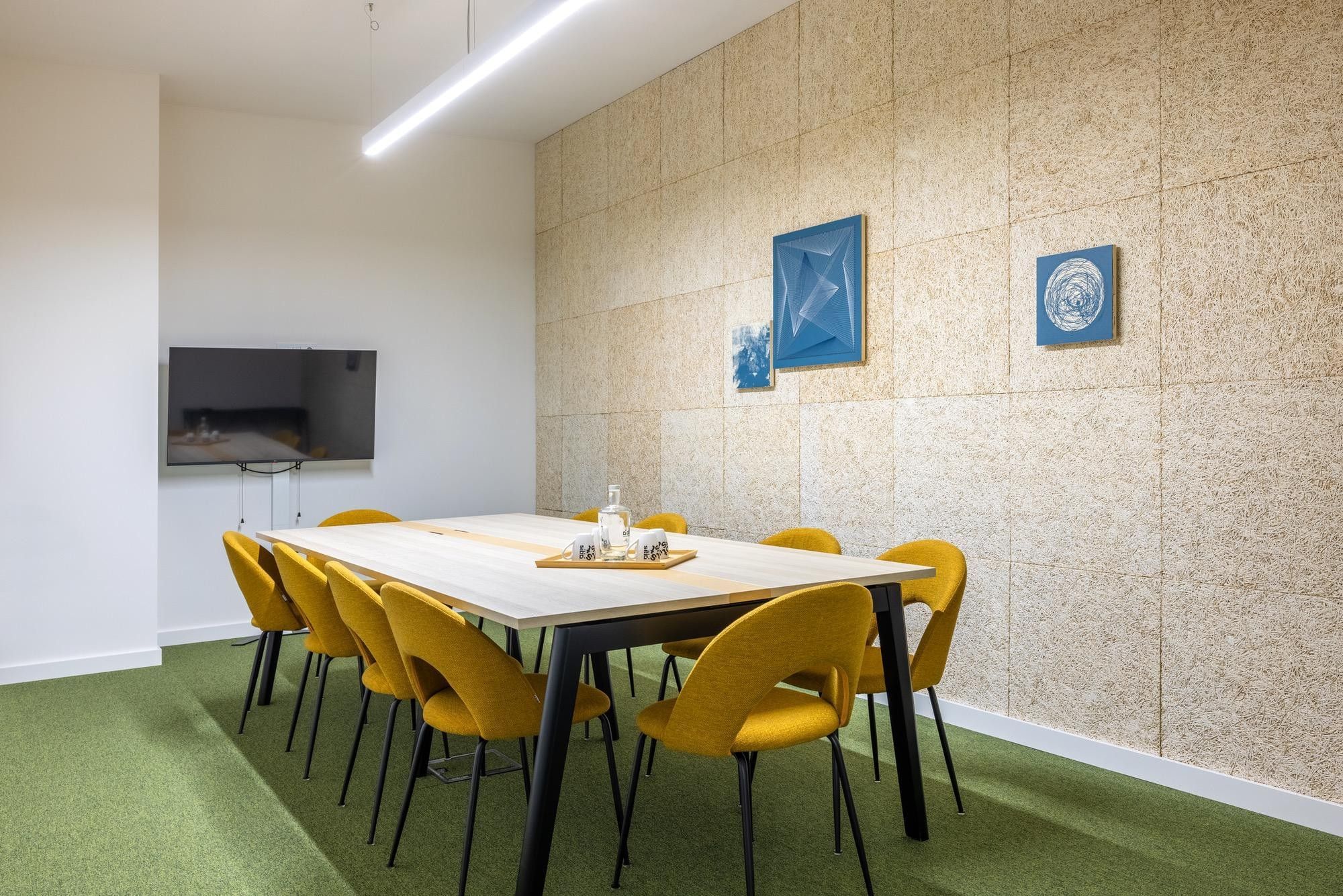 Meeting room 1 -10 pax — Sitio Work Guimarães, Braga