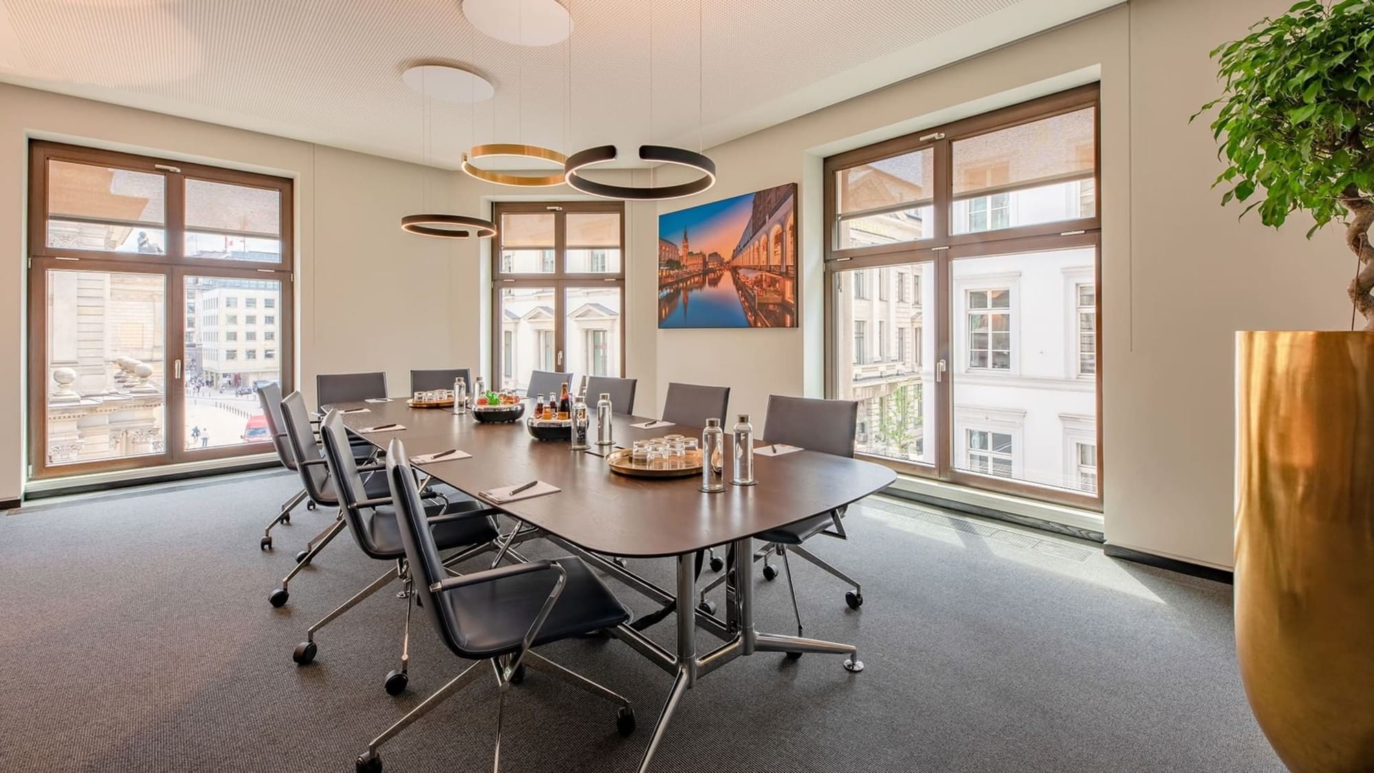 Meeting Room 3 — Contora Office Solutions - Hamburg Alter Wall, Hamburg
