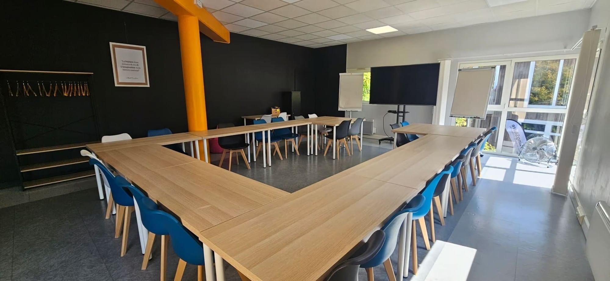 Salle de réunion Tribord — S-PACE Business Center, La Rochelle