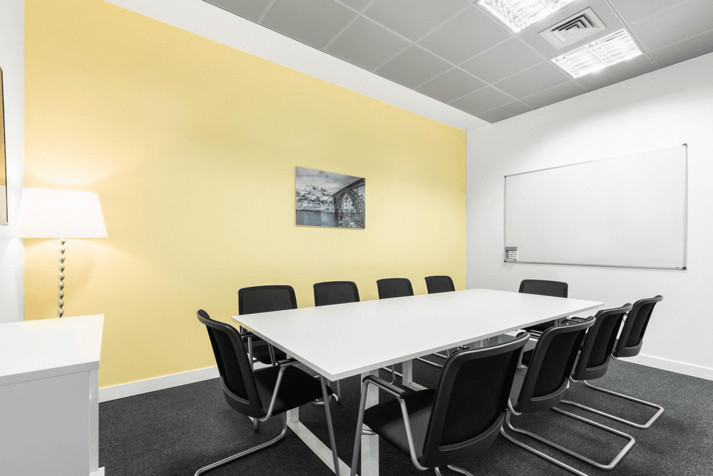 Regus ON, Toronto - Wellesley Street West, Meeting room MR-R19, Toronto, ON