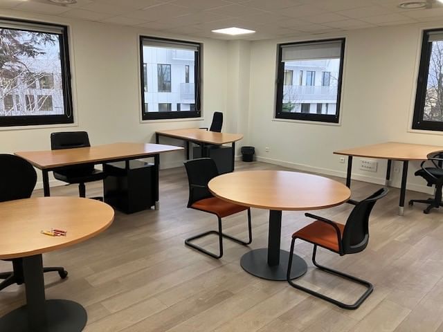 COWORKING — Prestaburo Limonest, Dardilly