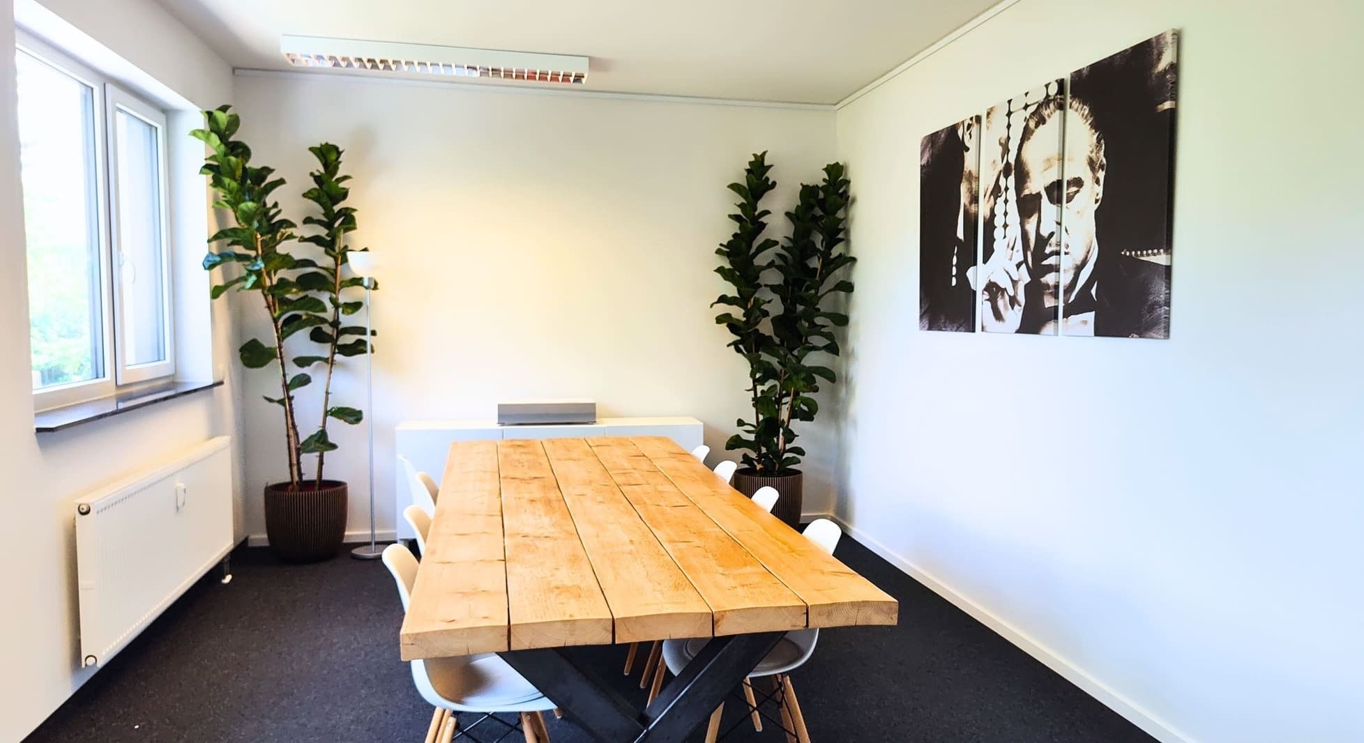 Besprechungsraum — Nikan Office, Cologne