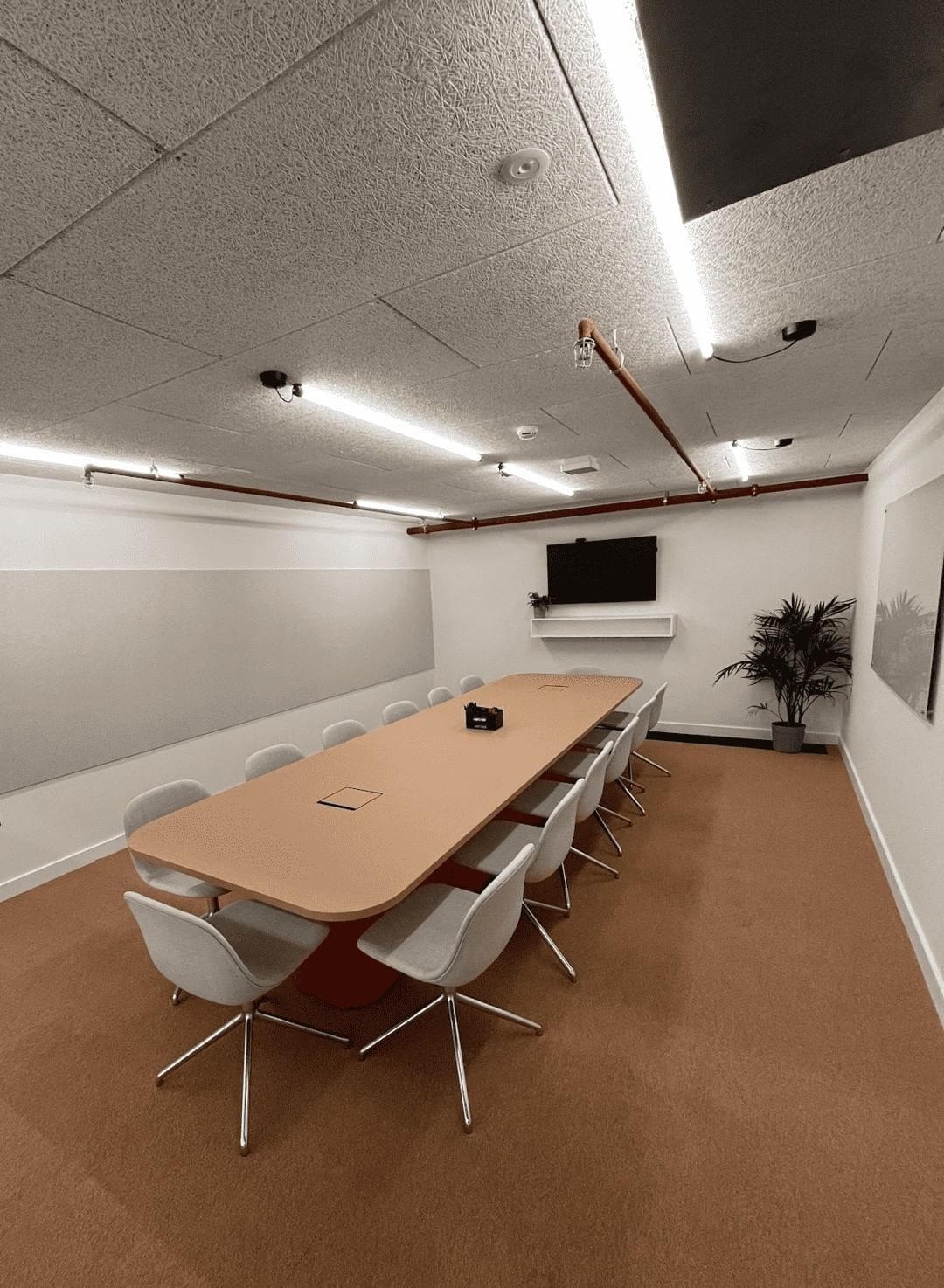 Meeting Room 4 — Kindling with Oneder, Slough