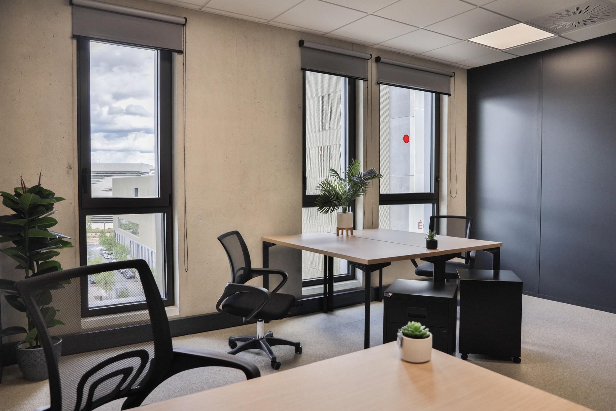 Bureau privatif 2 personnes — Bureaux & Co Le César Pierresvives, Montpellier