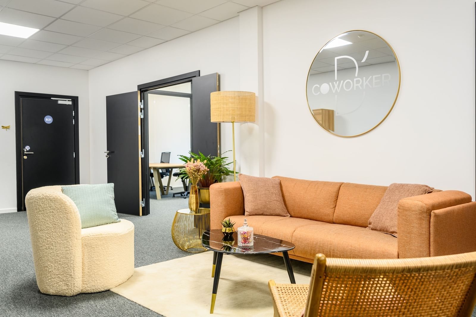 Bureau B17 pour 6 postes — B'CoWorker Dijon, Dijon