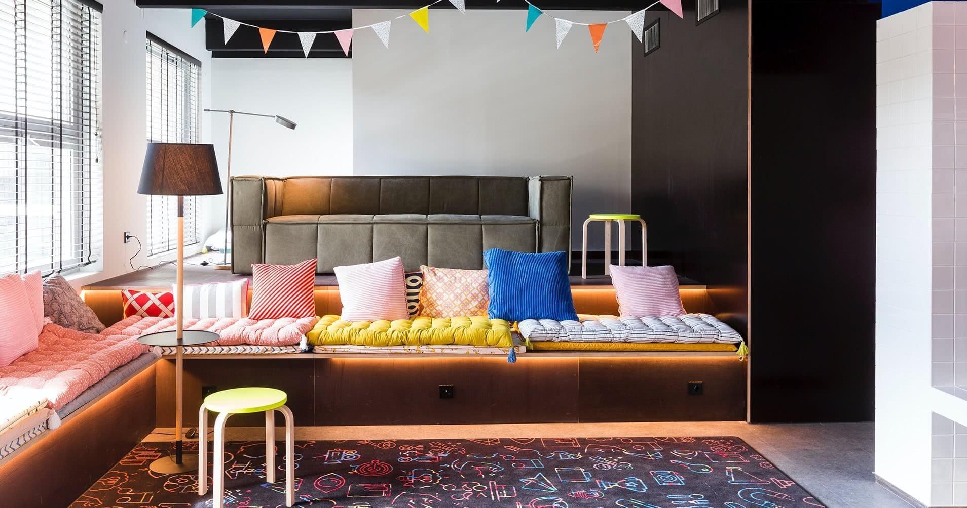 MAMA MOBILE — Mama Works Lyon, Lyon