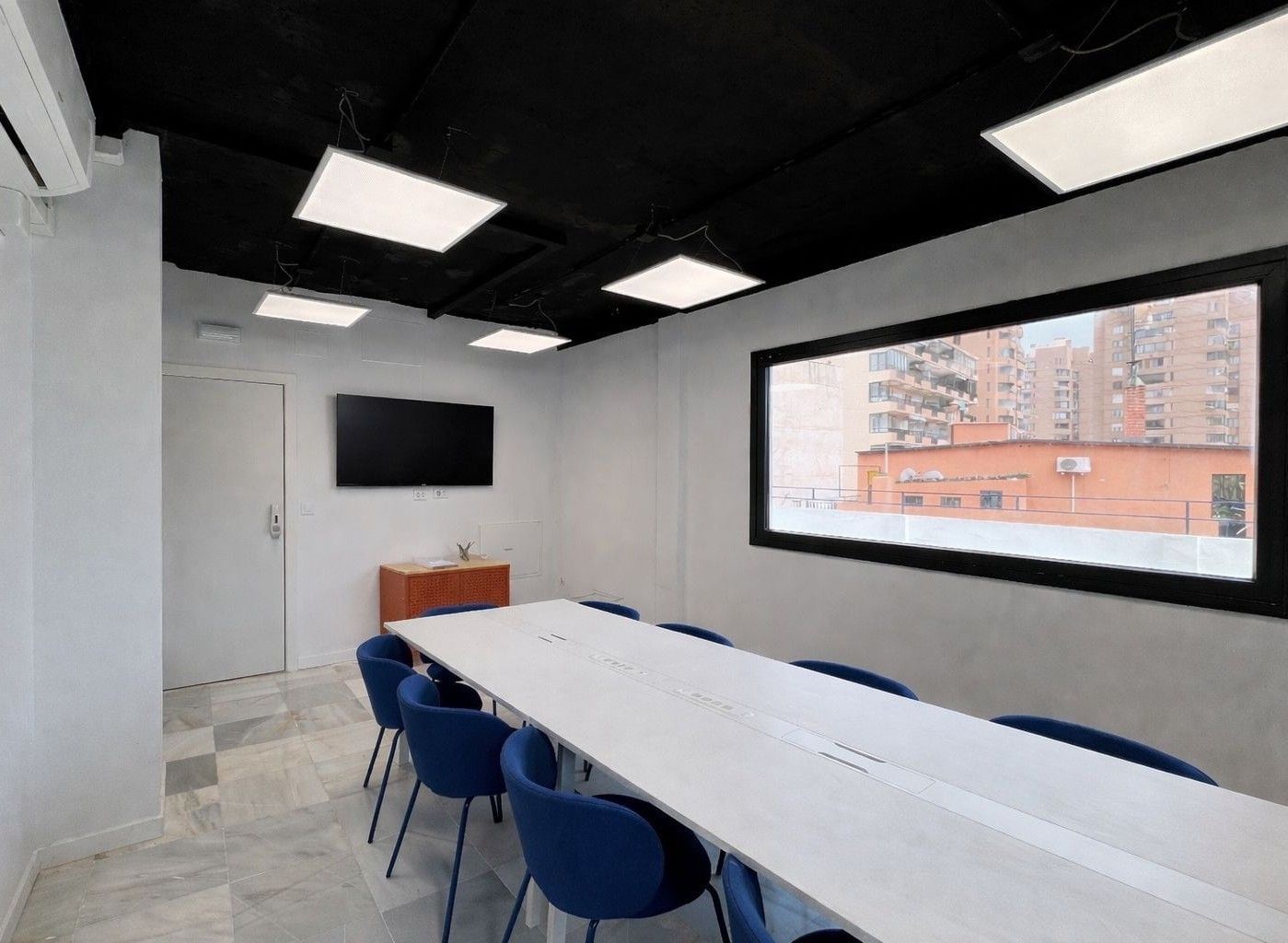 Sala de reuniones Edificio Zalacaín — Sala de reuniones - Edificio Zalacaín, Málaga
