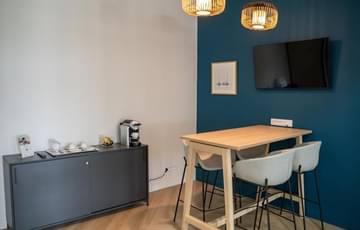 Salle 4 Personnes — Flex-O Montpellier Cambacérès Gare TGV, Montpellier