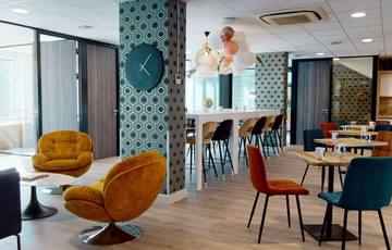 Hot Desk — Mitwit Grande Armée, Neuilly-sur-Seine