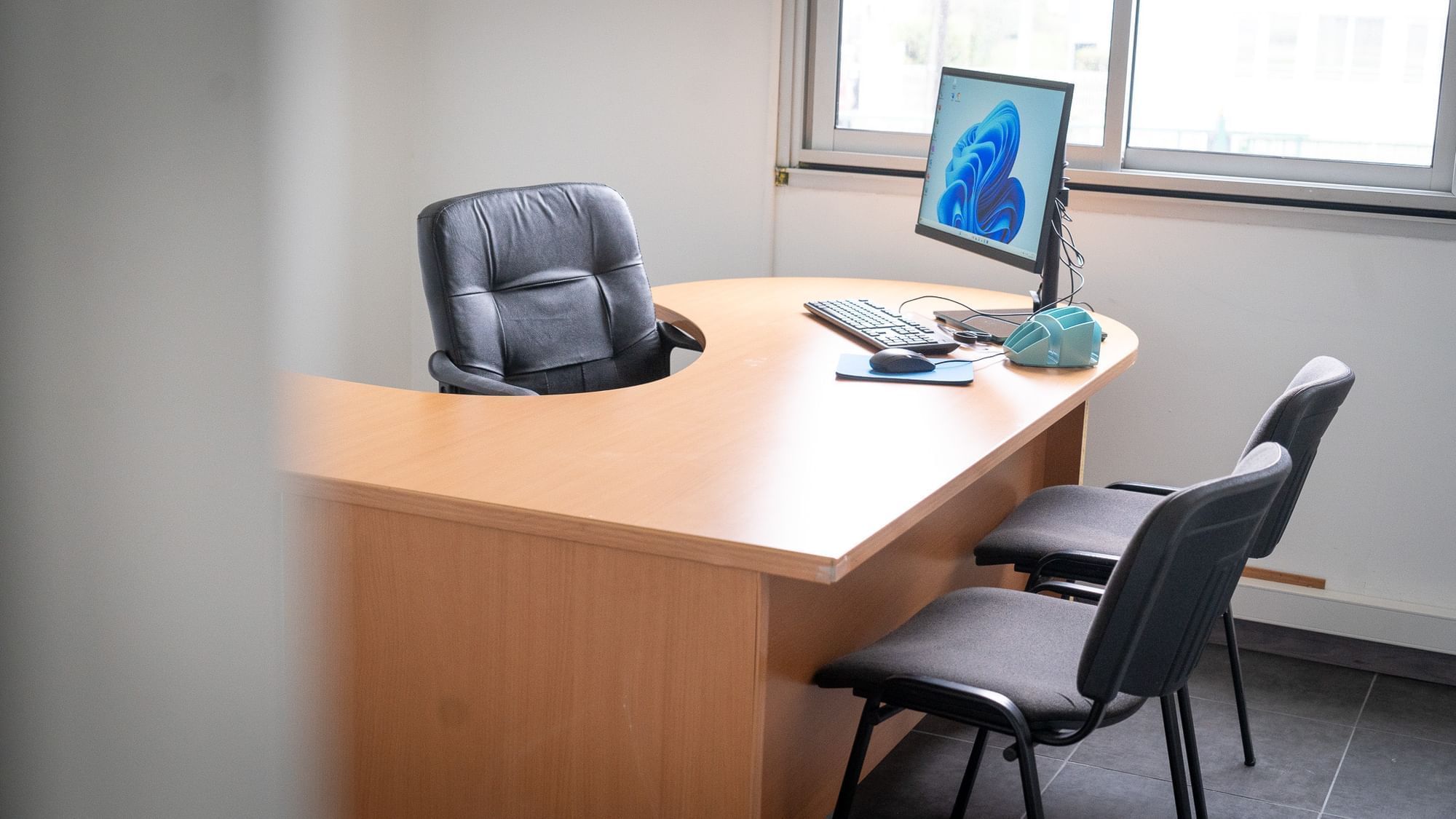 Bureau privatif 3 personnes — Dispoburo Saint Herblain, Saint-Herblain