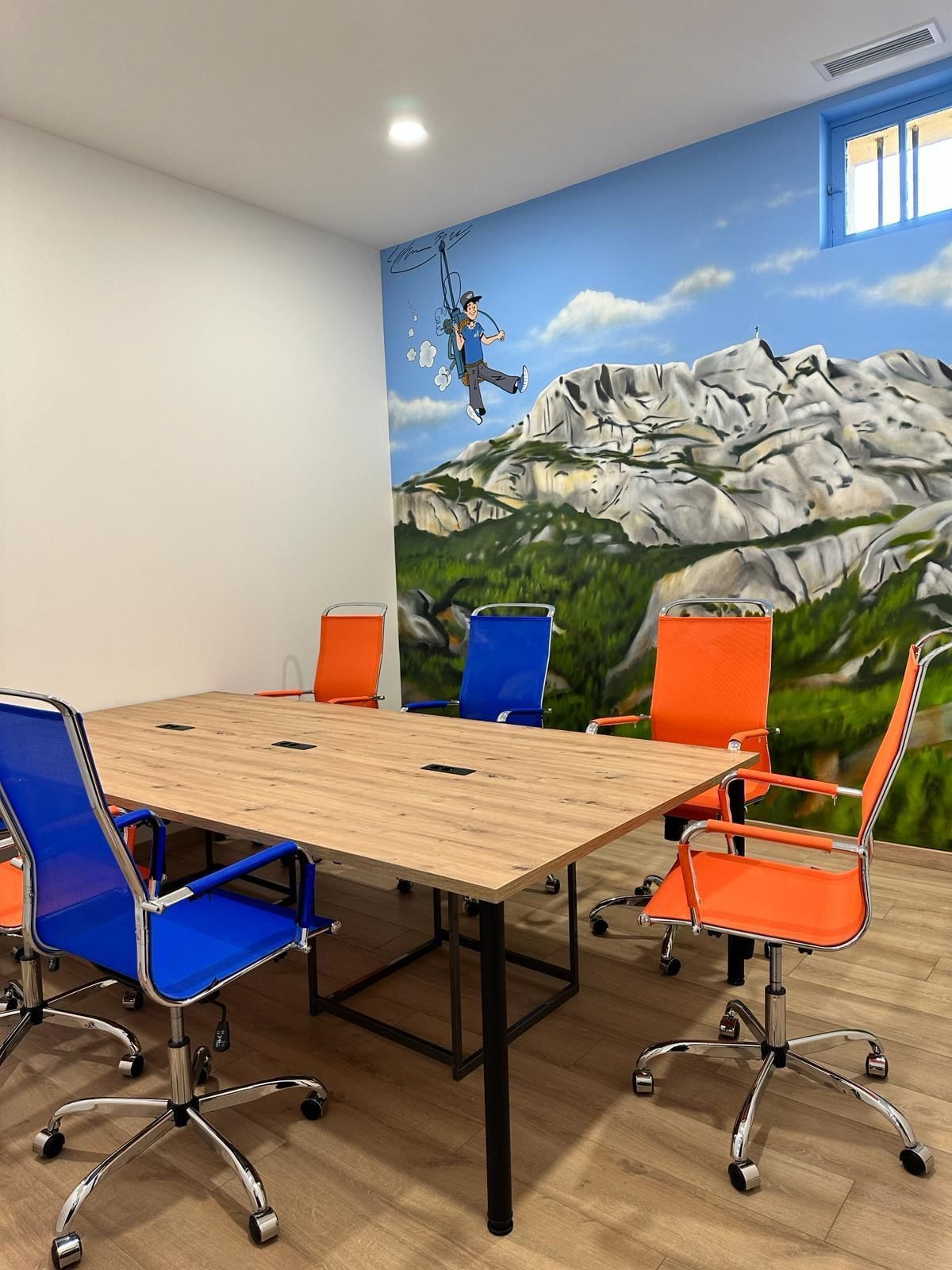 Coworking – Sainte-Victoire — La Gare Coworking Aix, Aix-en-Provence