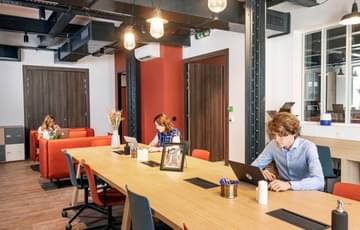 Accès Coworking — Work & Share Saint-Ouen, Saint-Ouen