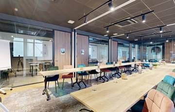 Salle Poitou + Languedoc + Dauphiné — Mitwit Marais République, Paris