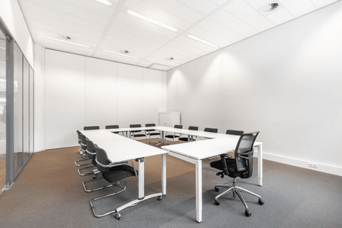 Meetingräume — The Office Operators Karlsruhe, Design Offices, Bahnhofplatz, Karlsruhe