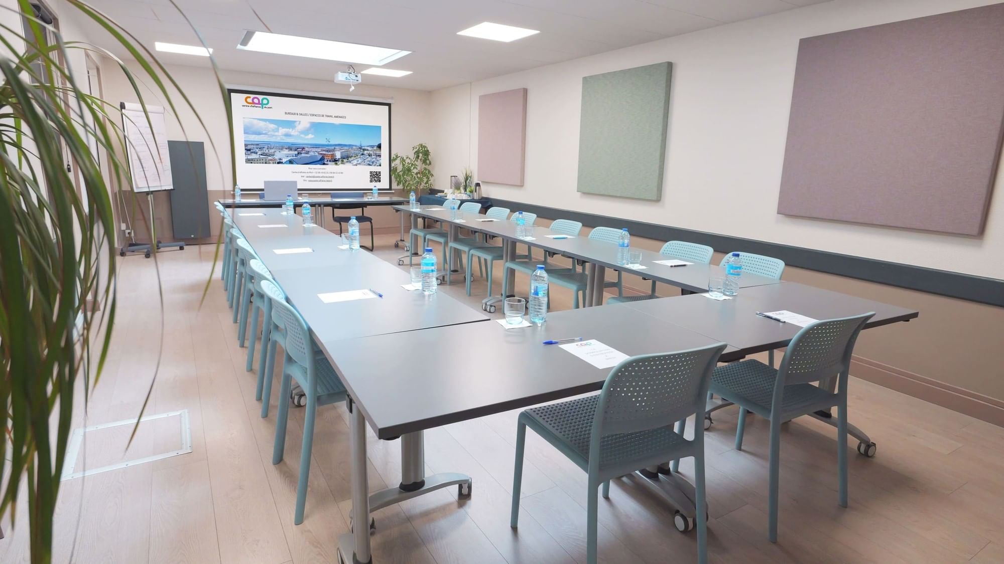 Salle de réunion 2 — Centre d'affaires du Port, Brest
