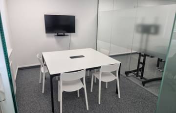 Private office for 4 persons — Wokingham Works, Reading