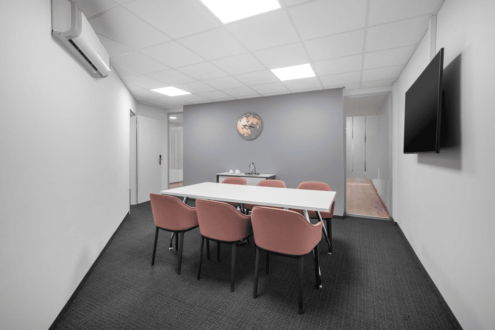 Regus MT, Bozeman - The Osborne, Meeting room MR-418, Bozeman, MT