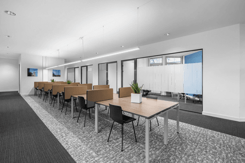 Coworking day pass — Regus KRAKOW, K1, Krakow