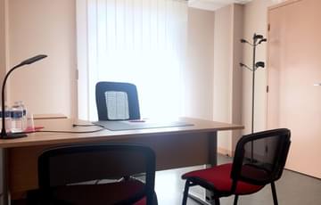 Bureau 2/3 personnes (avec fenêtre) — Buro Club Limoges, Limoges