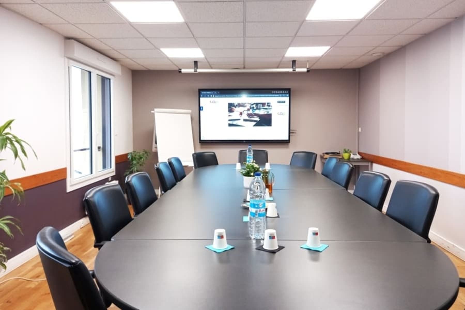Salle de réunion 1 — Centre d'affaires du Port, Brest