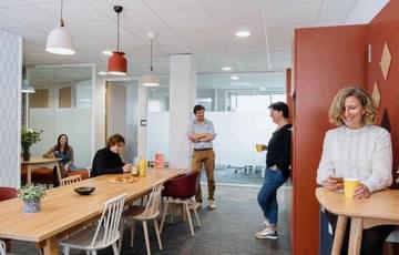 Hot Desk — Mitwit Marcq en Baroeul, Roeselare