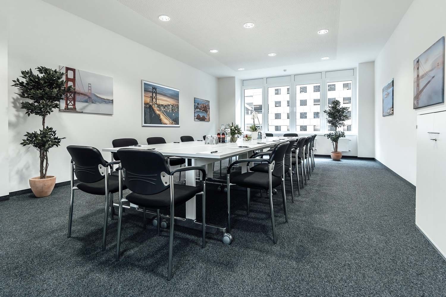 Konferenzraum San Francisco — ABC Workspaces City - Hamburg, Hamburg