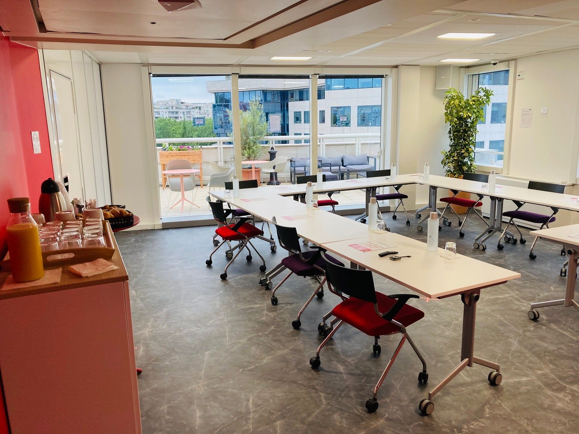 Salle de réunion 45 m2  — Emergence Issy-les-Moulineaux, Issy-les-Moulineaux