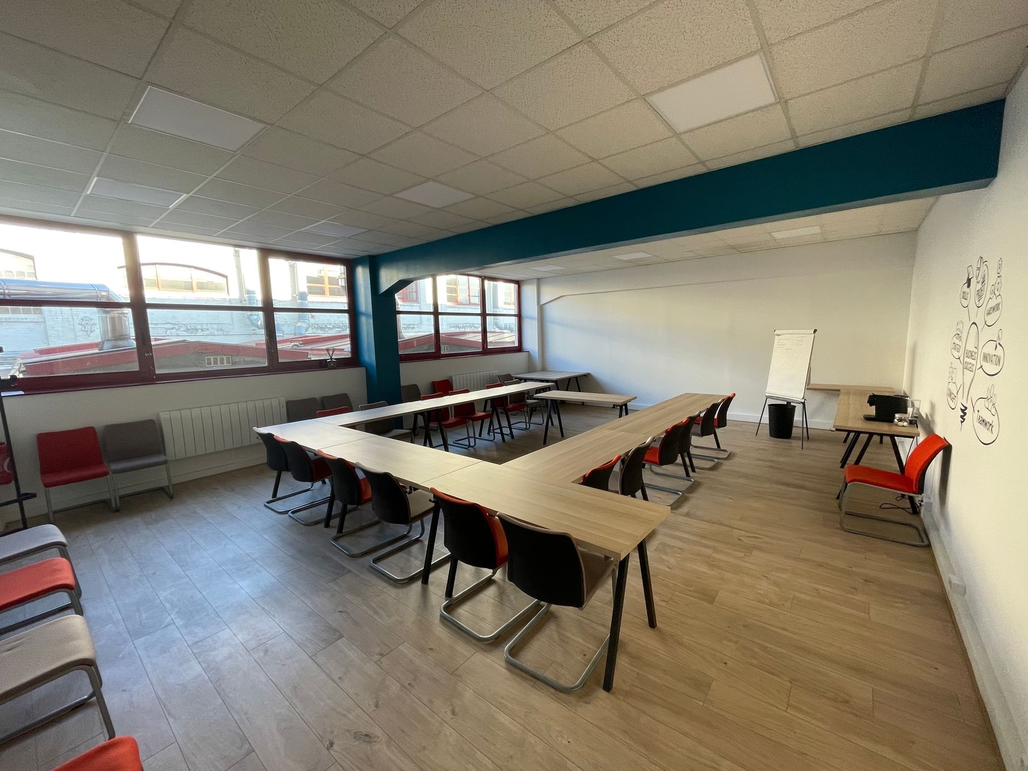 Salle de formation — Mieux Entreprendre, Saint-Ouen