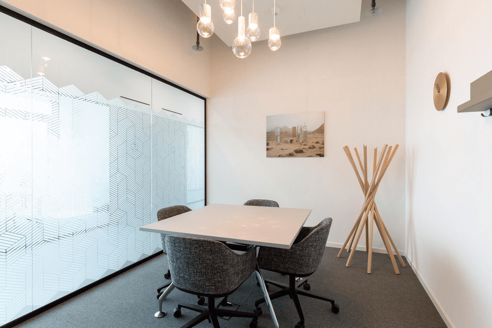 Regus MI, Ann Arbor - Frank Lloyd Wright Dr, Meeting room MR-4123, Ann Arbor, MI